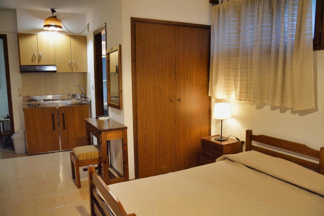 Papatzikos Traditional Guesthouse Neos Marmaras Eksteriør billede