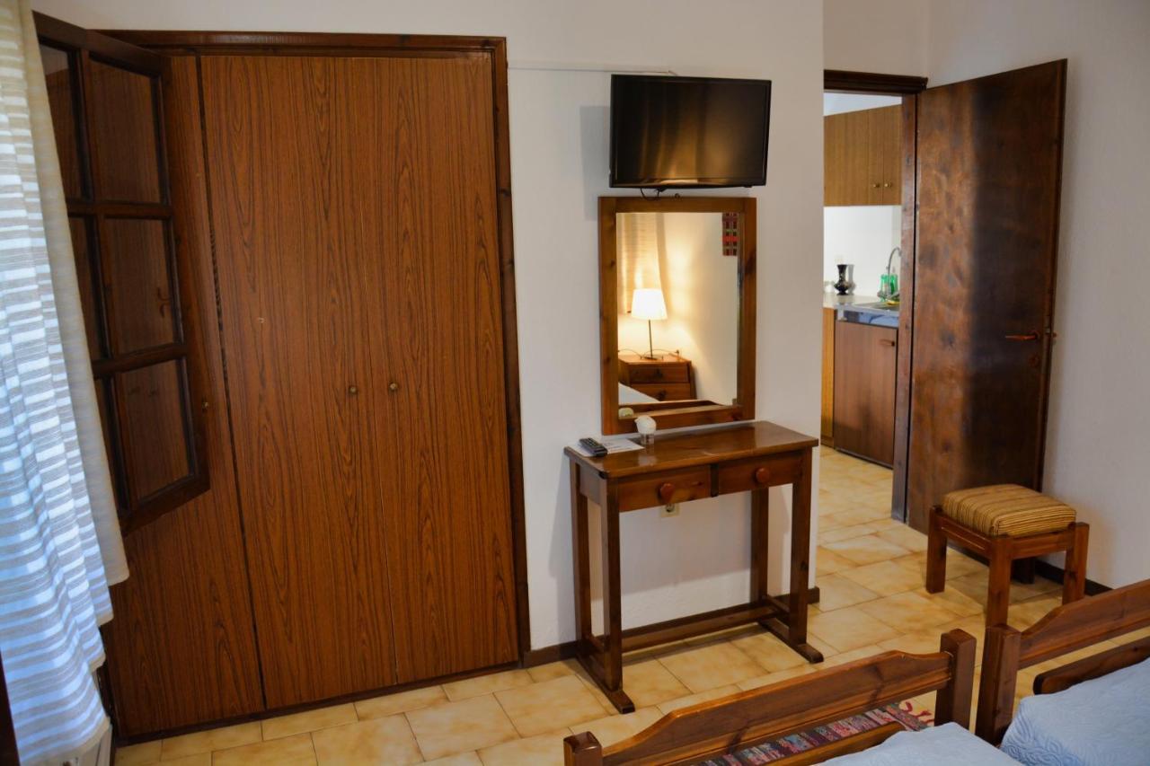 Papatzikos Traditional Guesthouse Neos Marmaras Eksteriør billede